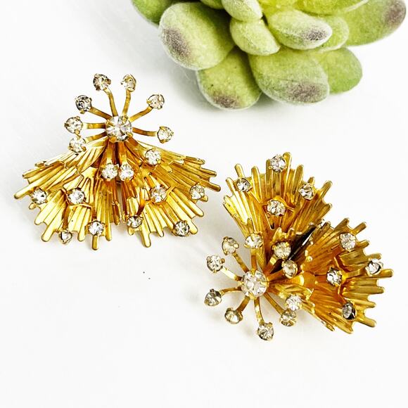 Emmons Vintage Gold Crystal Starburst Spray Clip Earrings - Picture 1 of 5